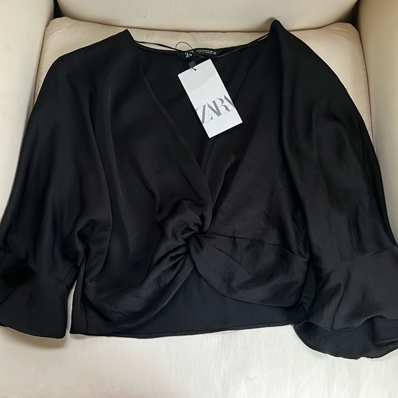 NWT Zara Black Knotted Crop Top Sz M - Picture 2 of 4